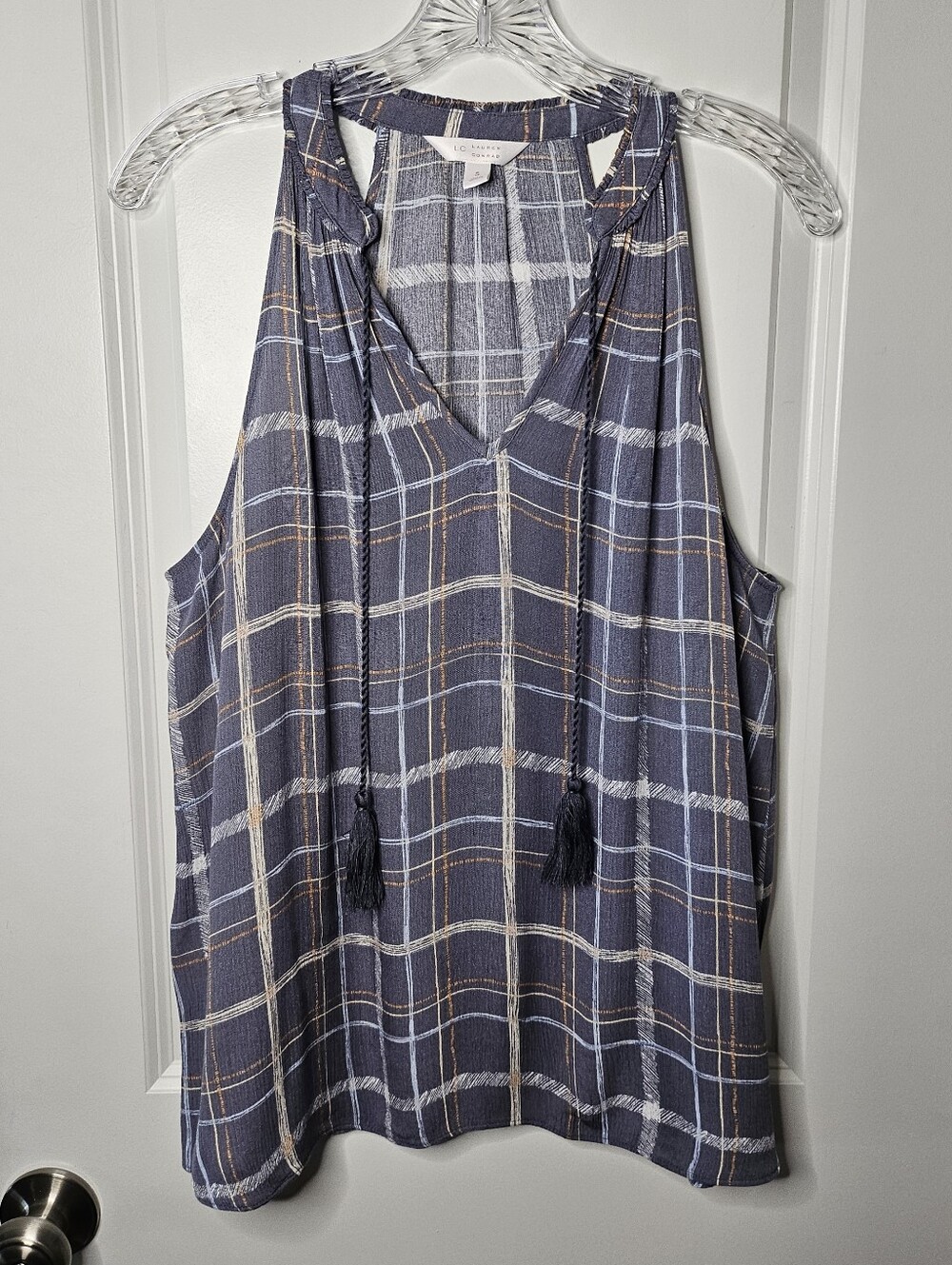LC Lauren Conrad S Plaid Sleeveless Tassel Tie Boho Tank Top Gray Blue Preppy - Picture 2 of 13